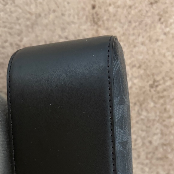 Kate Spade Black floral spade Pattern Shoulder Bag with Gold Chain and CB Strap - Picture 8 of 13